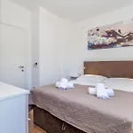 Awesome In Prázdninový dům