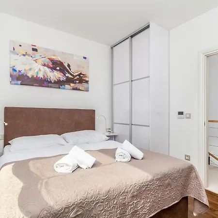 In With Wifi * Linardići