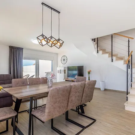 Casa vacanze In With Wifi Linardići